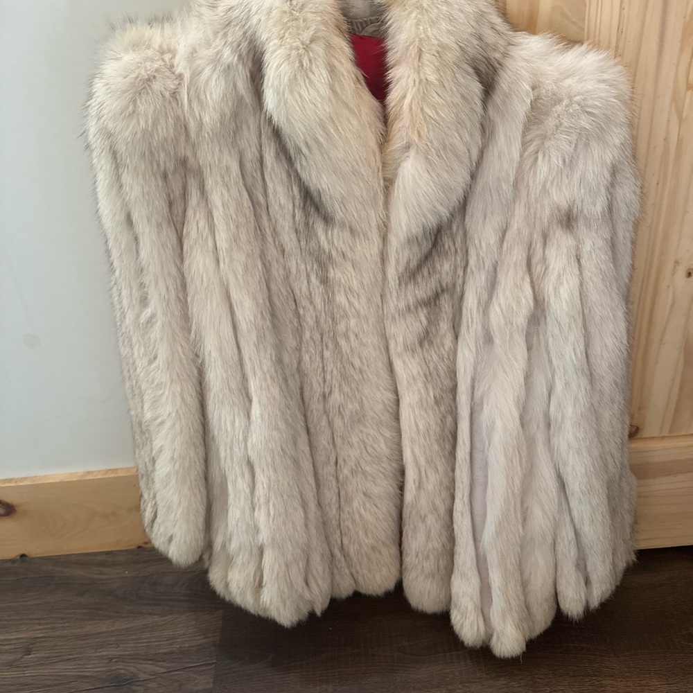 Elegant Cream Fur Coat